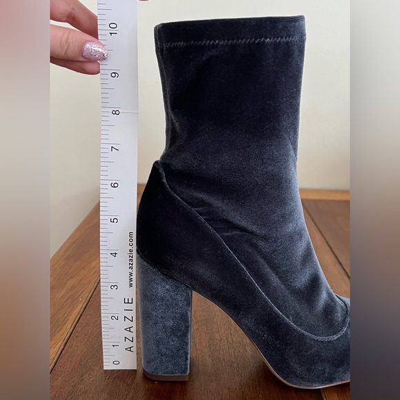Sam Edelman - Blue Grey Suede Sock Bootie - Size 8 - Picture 9 of 11